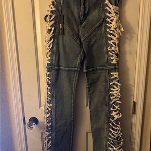 Fashion Nova Women's Skinny Jeans with White Lace-Up Sides - Blue Denim